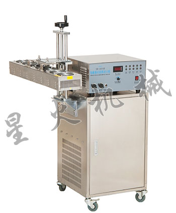 ����늴ŸБ�(y��ng)�X����ڙC(j��)